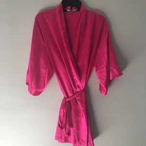 Victoria’s Secret satin kimono robe size S/P M/M